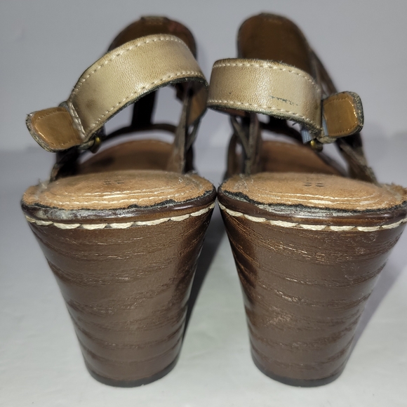 Naturalizer Malina Brown Strappy Studded Leather Medium Heel Sandals 10.5 - Picture 5 of 13
